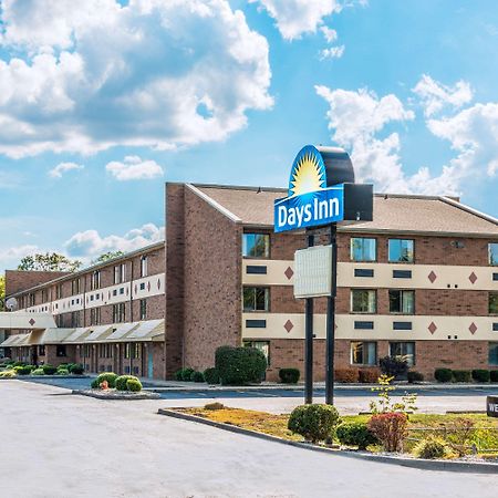 Days Inn By Wyndham Hurstbourne Louisville Eksteriør bilde